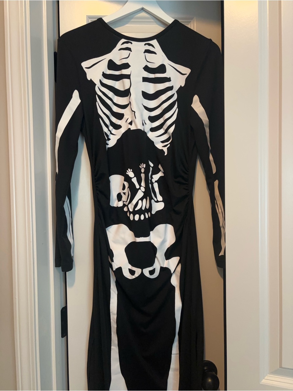 TipsyElves Maternity Skeleton